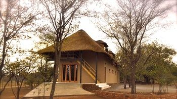 Ukutula Lodge & Game Reserve 0*