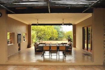 Ukutula Lodge & Game Reserve 0*