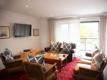 7 Ackermann Place Guest House 3*