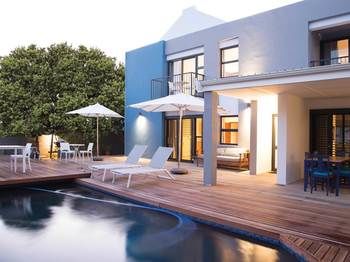 7 Ackermann Place Guest House 3*