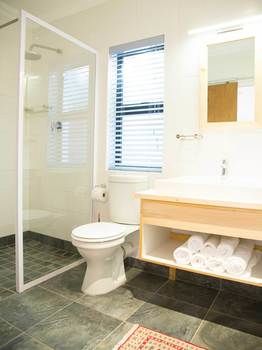 7 Ackermann Place Guest House 3*