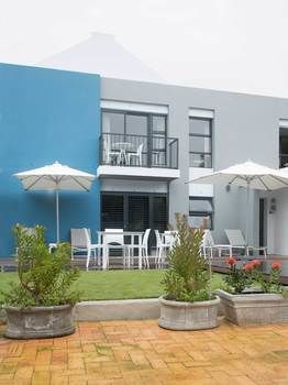7 Ackermann Place Guest House 3*