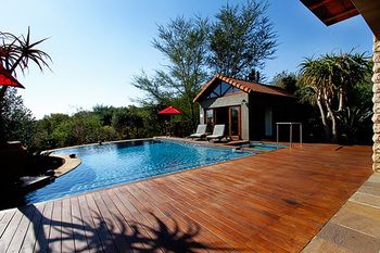 Afrique Boutique Hotel Ruimsig 4*