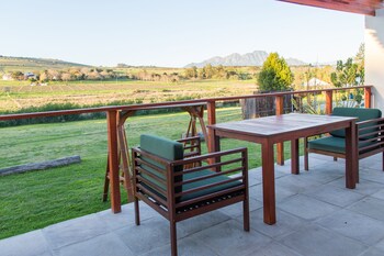 Lauradale Accommodation 3*