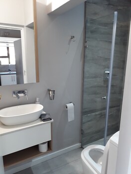 Lauradale Accommodation 3*