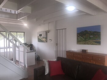 Lauradale Accommodation 3*