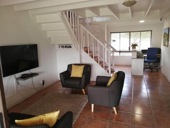 Lauradale Accommodation 3*