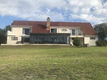 Lauradale Accommodation 3*