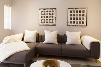 Lauradale Accommodation 3*