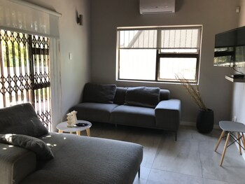 Lauradale Accommodation 3*