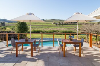 Lauradale Accommodation 3*