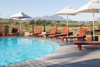 Lauradale Accommodation 3*