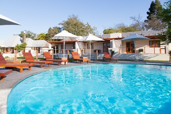 Lauradale Accommodation 3*