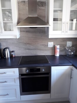 Lauradale Accommodation 3*