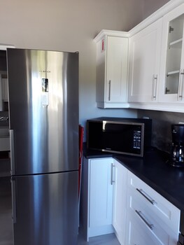 Lauradale Accommodation 3*