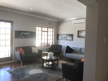 Lauradale Accommodation 3*