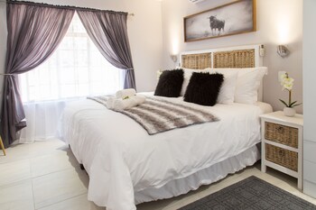 Lauradale Accommodation 3*