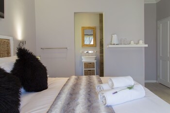 Lauradale Accommodation 3*