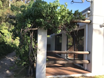 Lauradale Accommodation 3*