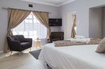 Lauradale Accommodation 3*