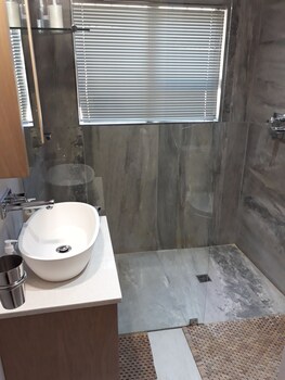 Lauradale Accommodation 3*