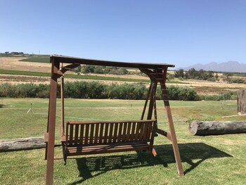 Lauradale Accommodation 3*