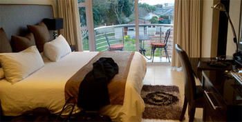 uShaka Manor Guest House 5*