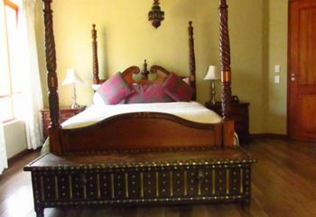 Willows Boutique Hotel 3*