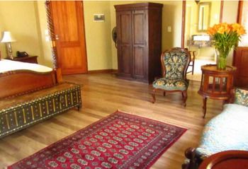 Willows Boutique Hotel 3*