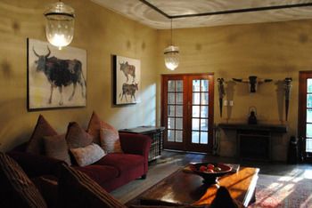 Willows Boutique Hotel 3*