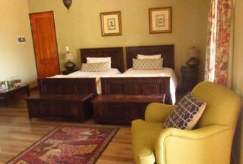 Willows Boutique Hotel 3*