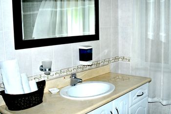 All Seasons Boutique Hotel 3*