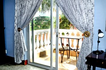All Seasons Boutique Hotel 3*
