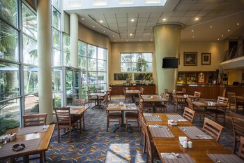 StayEasy Pretoria 3*