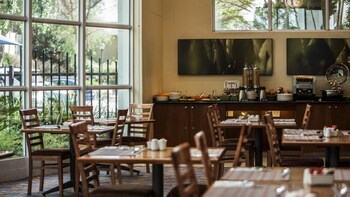 StayEasy Pretoria 3*