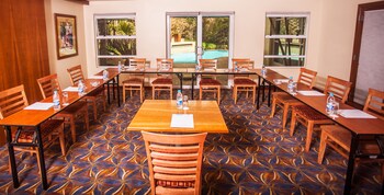StayEasy Pretoria 3*