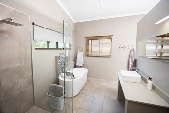 Birds Babble Self Catering Guest House 0*