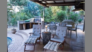 Birds Babble Self Catering Guest House 0*