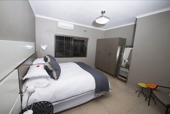 Birds Babble Self Catering Guest House 0*