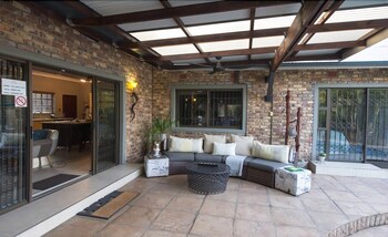 Birds Babble Self Catering Guest House 0*