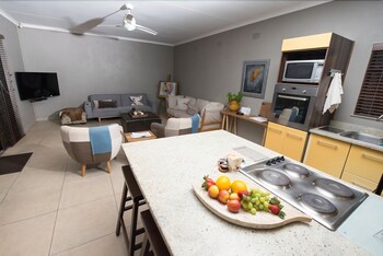 Birds Babble Self Catering Guest House 0*