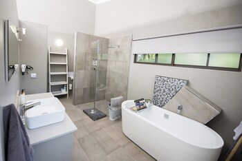 Birds Babble Self Catering Guest House 0*