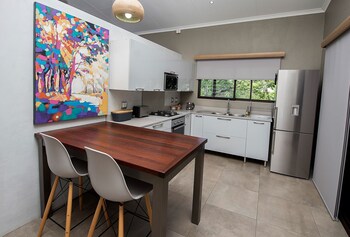 Birds Babble Self Catering Guest House 0*