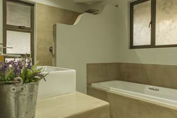 Kingfisher Creek Safari Lodge 3*