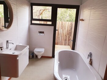 Kingfisher Creek Safari Lodge 3*