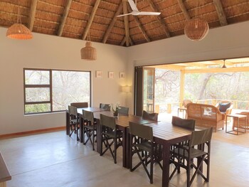 Kingfisher Creek Safari Lodge 3*