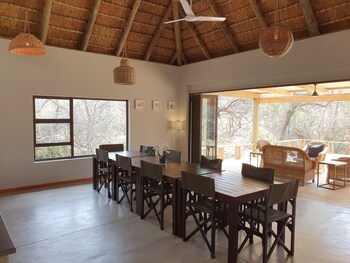 Kingfisher Creek Safari Lodge 3*