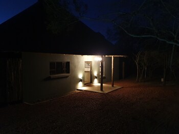 Kingfisher Creek Safari Lodge 3*