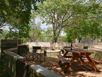 Kingfisher Creek Safari Lodge 3*