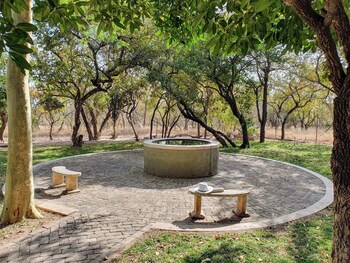 Kingfisher Creek Safari Lodge 3*